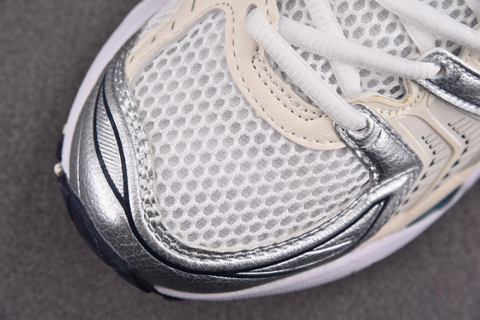 As*ic*s gel kayano 14 