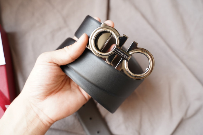 salvatore ferragamo belt
