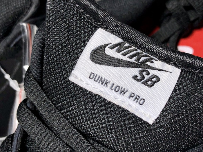 x nike sb dunk low silver black  ck3480-001