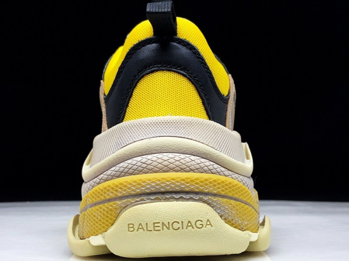 blcg sneaker triple.s.gomma 483513w06e37070