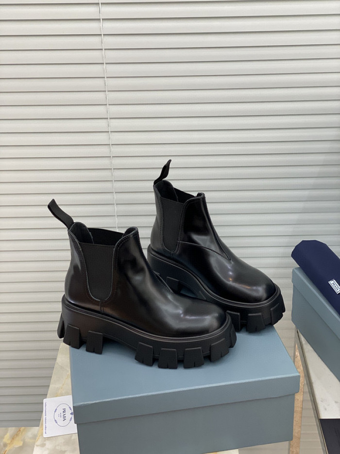 pra_da boots
