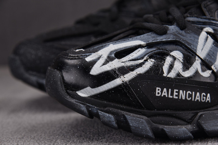 Ba*len*cia*ga track