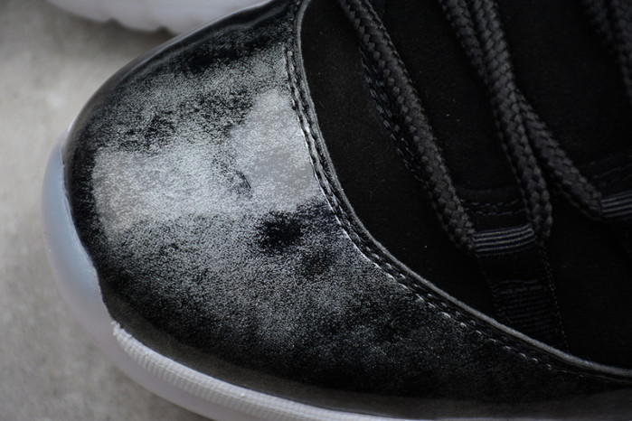 jordan 11 retro low barons  528895-010