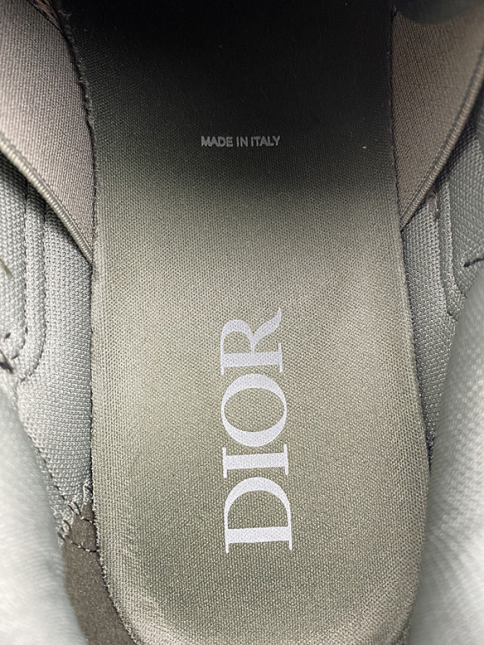 b30 sneaker