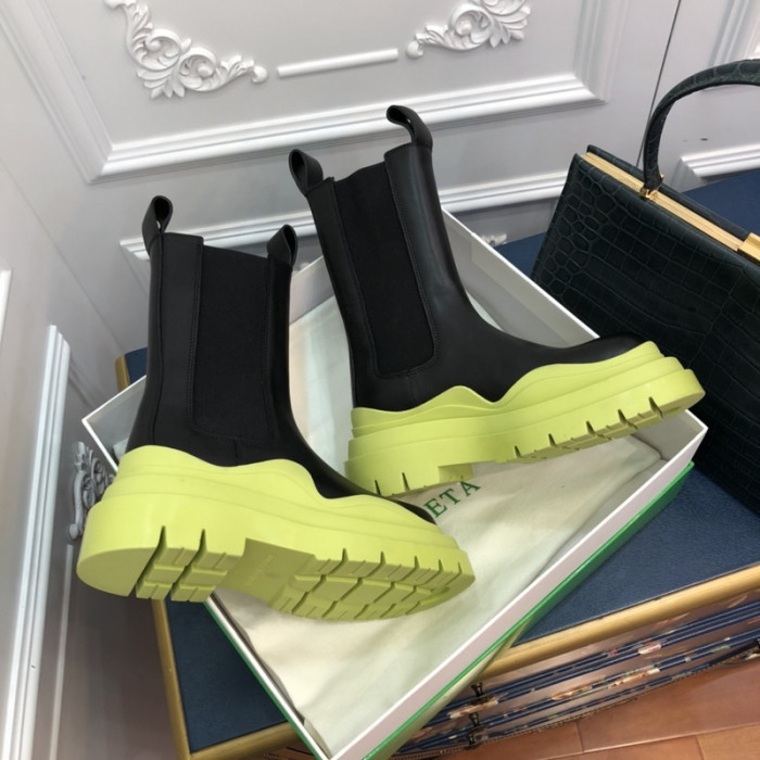 Bo*te*ga ve*ne*ta boots