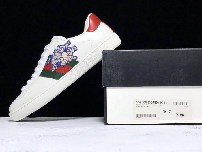 G*u*i ace embroidered low-top sneaker
