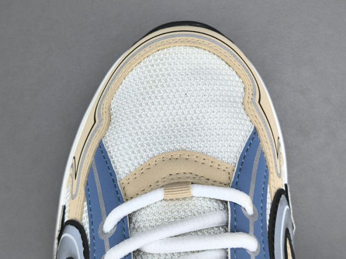b30 sneaker