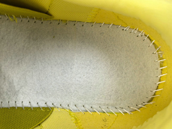 b30 sneaker