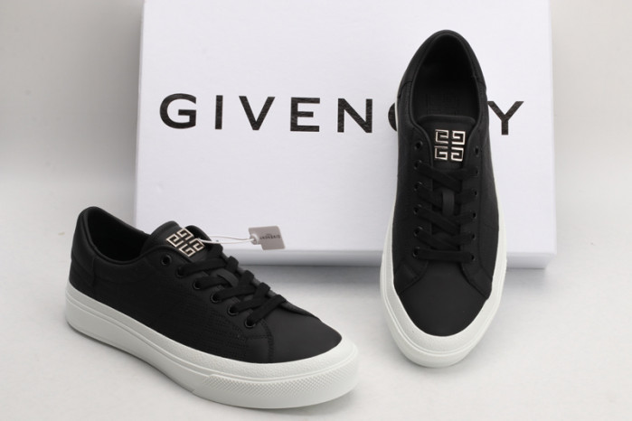 gi_venchy sneaker