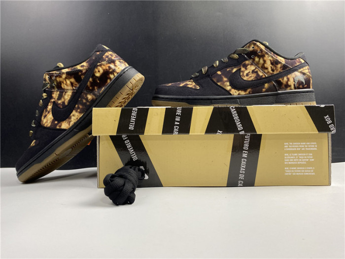 nike sb dunk low pushead premium "pushead 2“ 536356-002