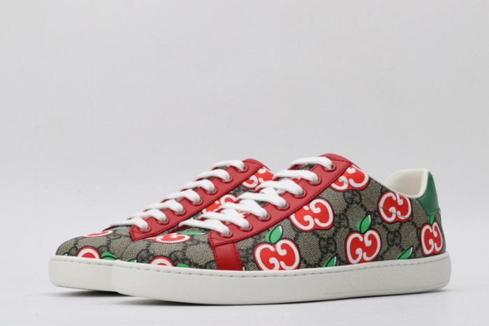 G*u*i ace embroidered low-top sneaker