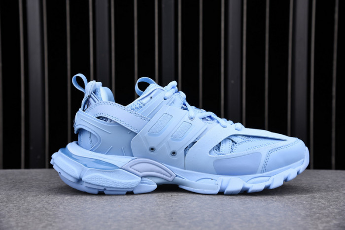 blcg track trainer light blue 542023 w2la1 4800