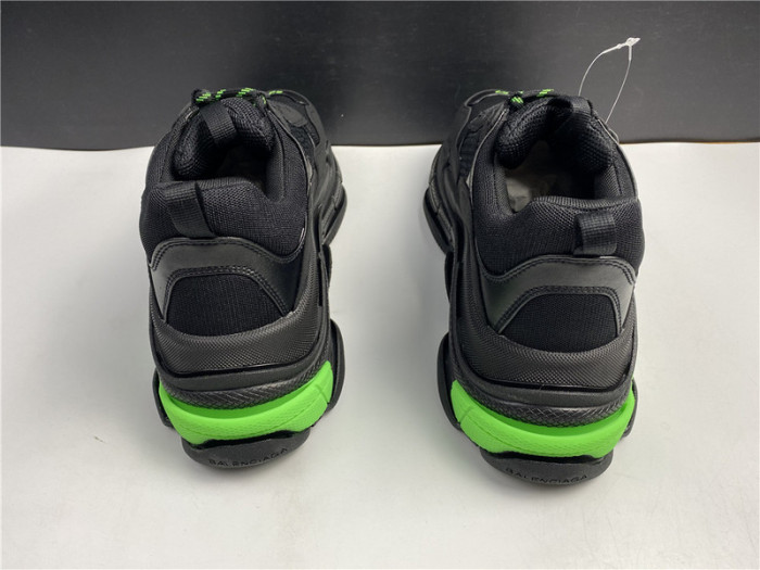 blcg sneaker triple.s.gomma  black and green 524039 w2pw1 4881