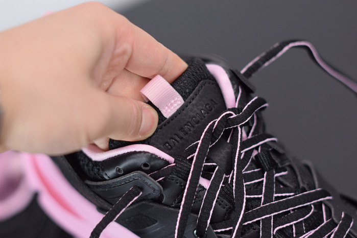 blcg track trainer pink and black 542436 w3ac1 1050
