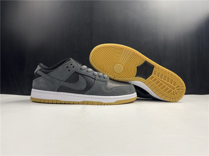 nike sb dunk low dark grey black gum ar0778-001