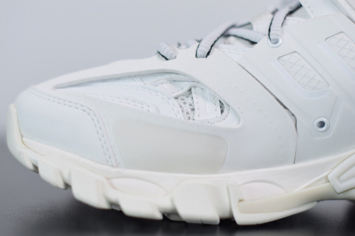 blcg track trainer white and black 542436 w3ac1 9010