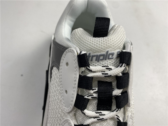 blcg sneaker triple.s.gomma gray 536737 w0901 9089