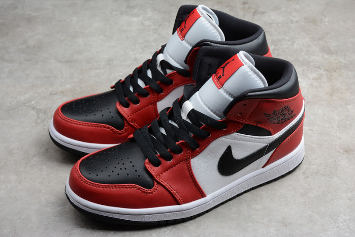 air jordan 1 mid chicago toe 554724-069