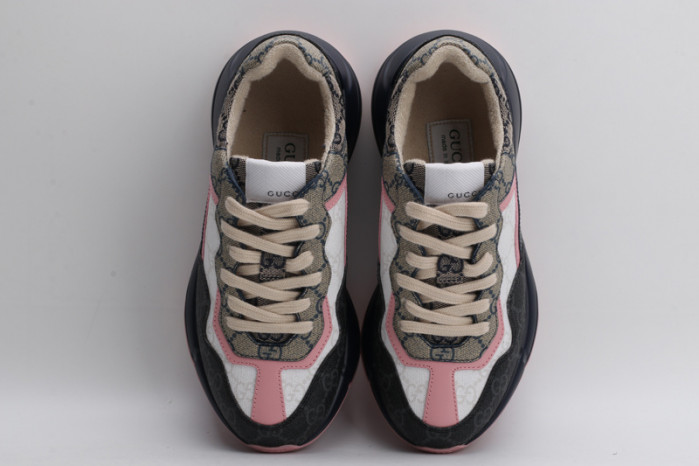 G*u*i sneaker