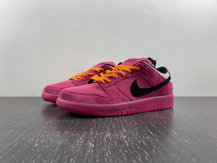the powerpuff girls x nike sb dunk low “buttercup” fz8319-600