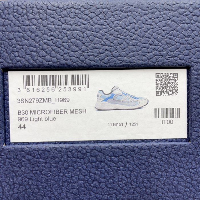 b30 sneaker