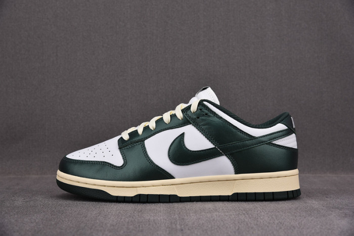 nike dunk low vintage green- dq8580-100