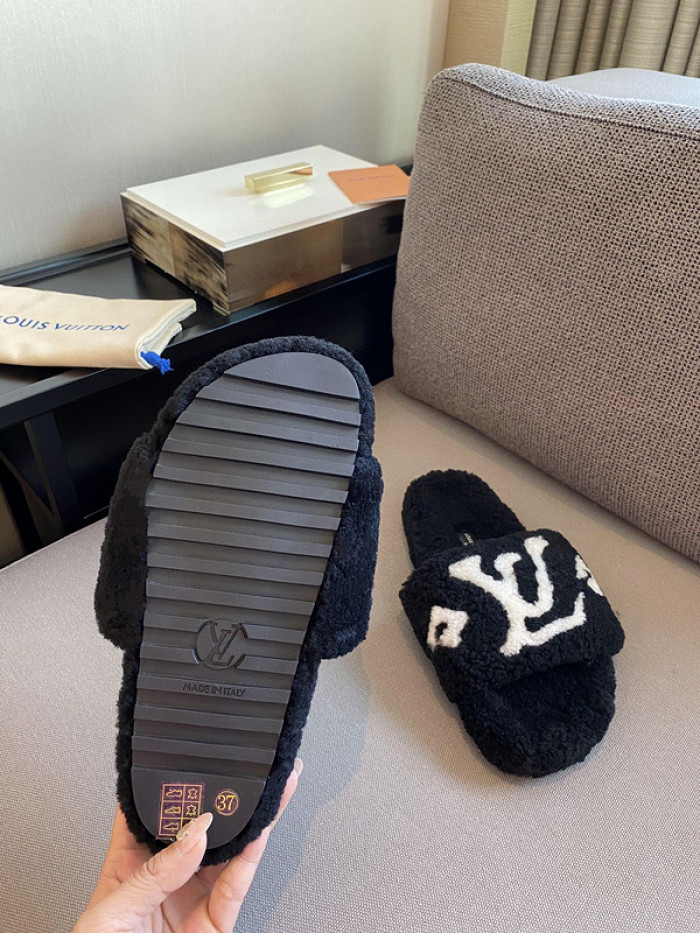 loui vuitto slippers