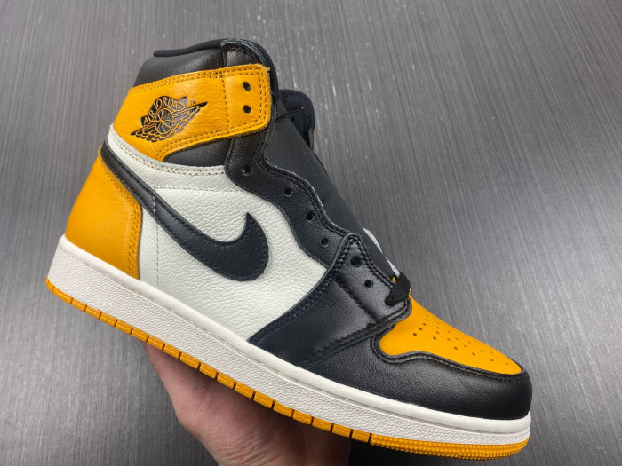 air jordan 1 high og "yellow toe" 555088-711