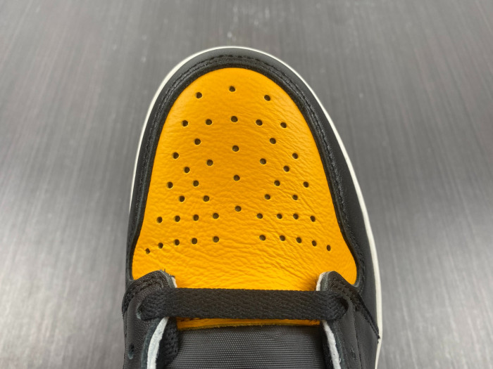 air jordan 1 high og "yellow toe" 555088-711