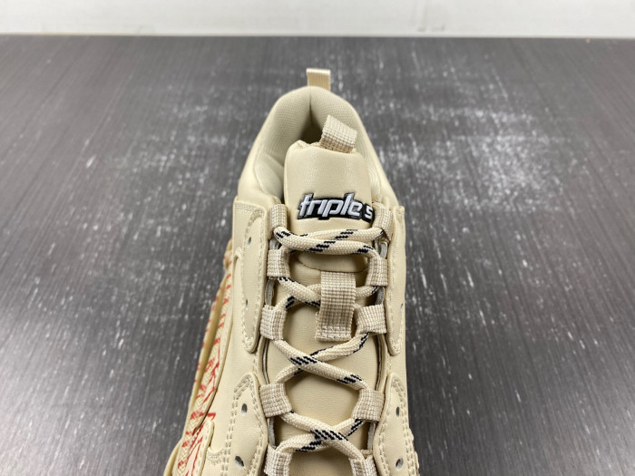 blcg sneaker triple.s.