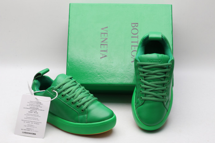Bo*te*ga ve*ne*ta sneakers