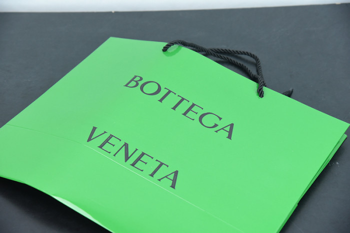 Bo*te*ga ve*ne*ta boots