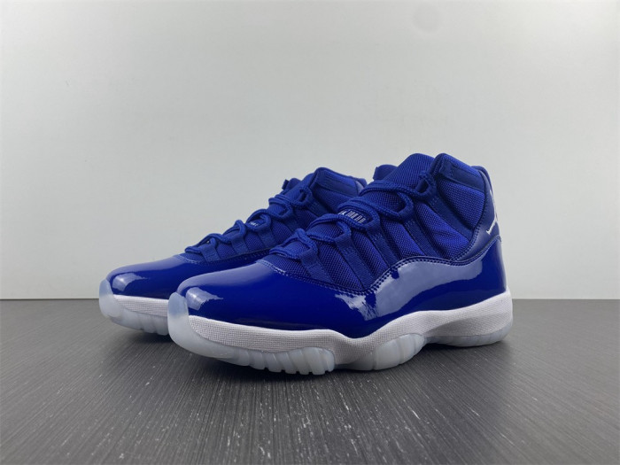 air jordan 11 high bright royal blue  at7802-115
