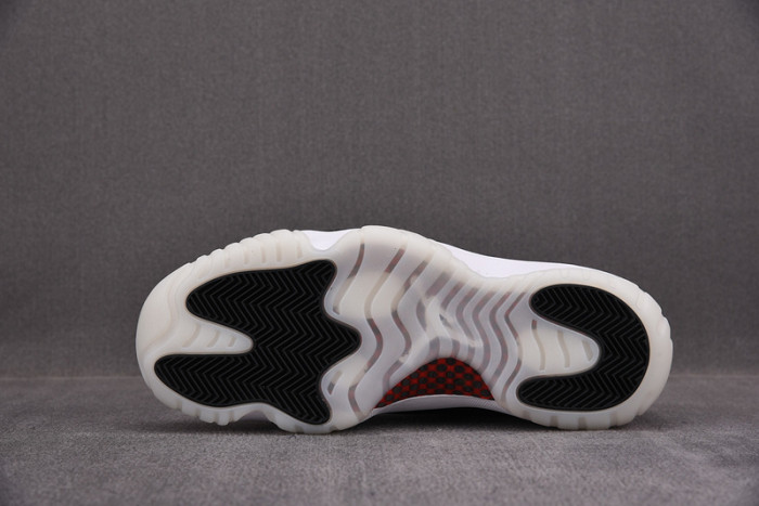 air jordan 11 low "72-10" av2187-001