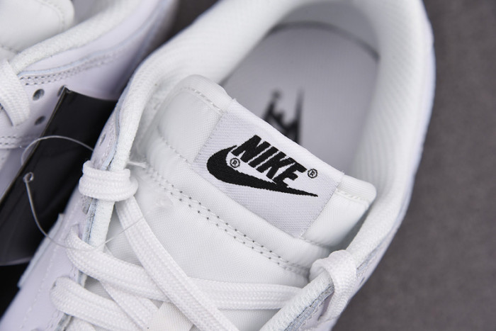 wmns dunk low 