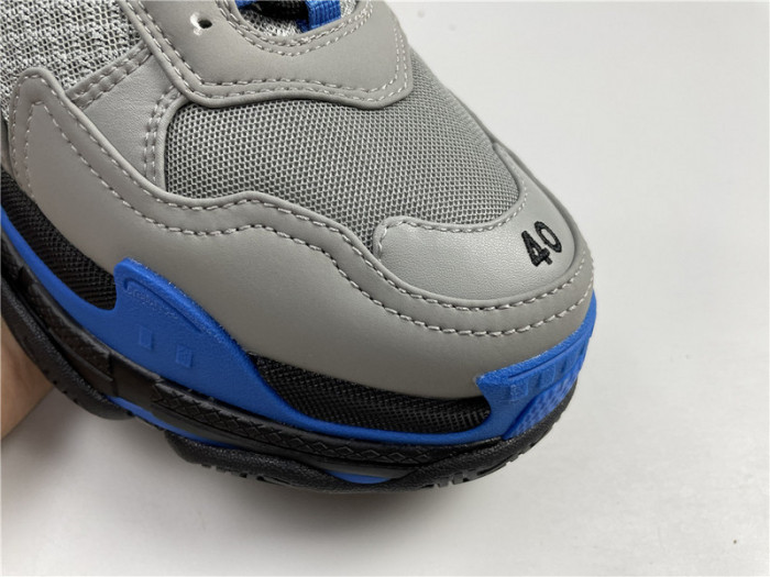 blcg sneaker triple.s.