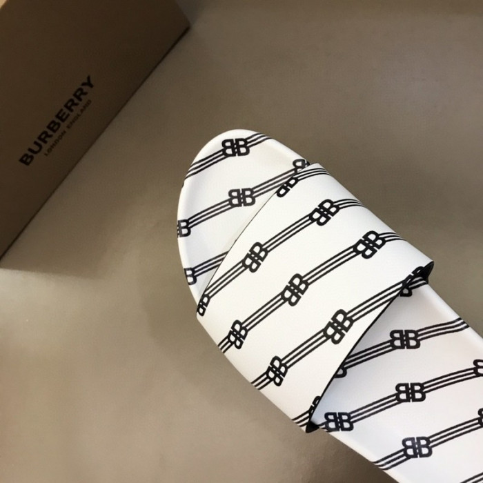 bur_berry slippers