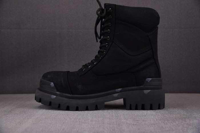 Ba*len*cia*ga boots