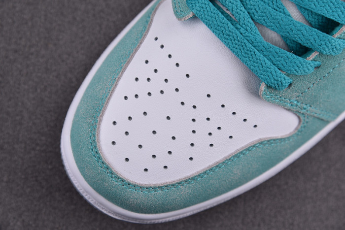 air jordan 1 low "new emerald" dn3705-301