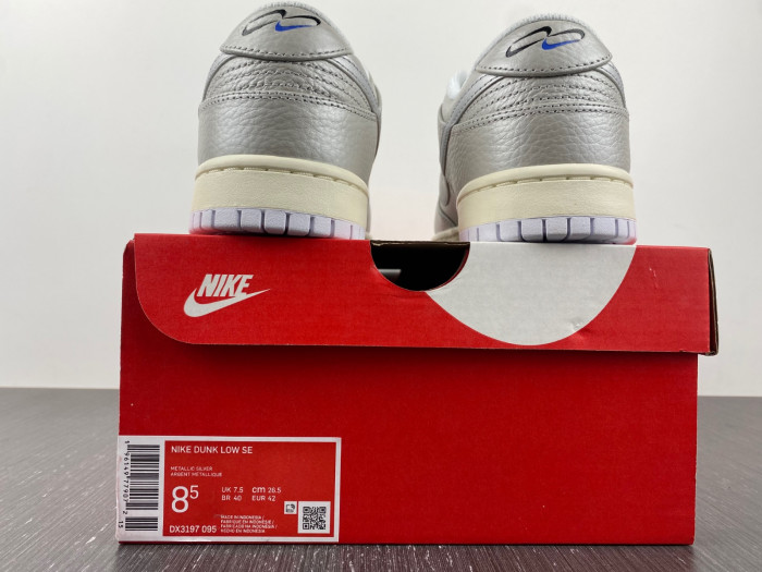 nike dunk low metallic silver - dx3197-095