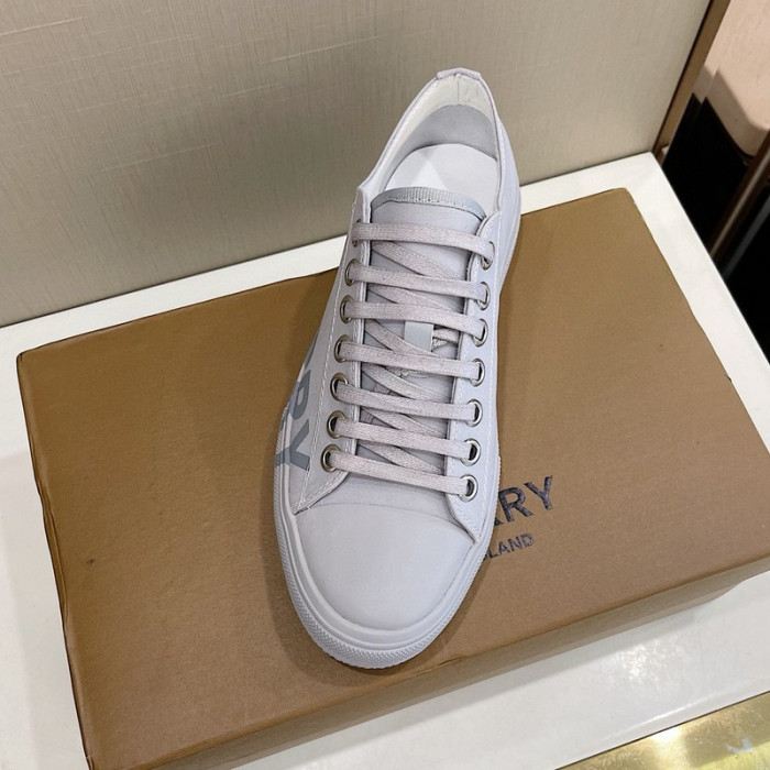 bur  sneaker