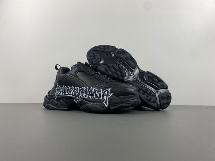 blcg sneaker triple.s.