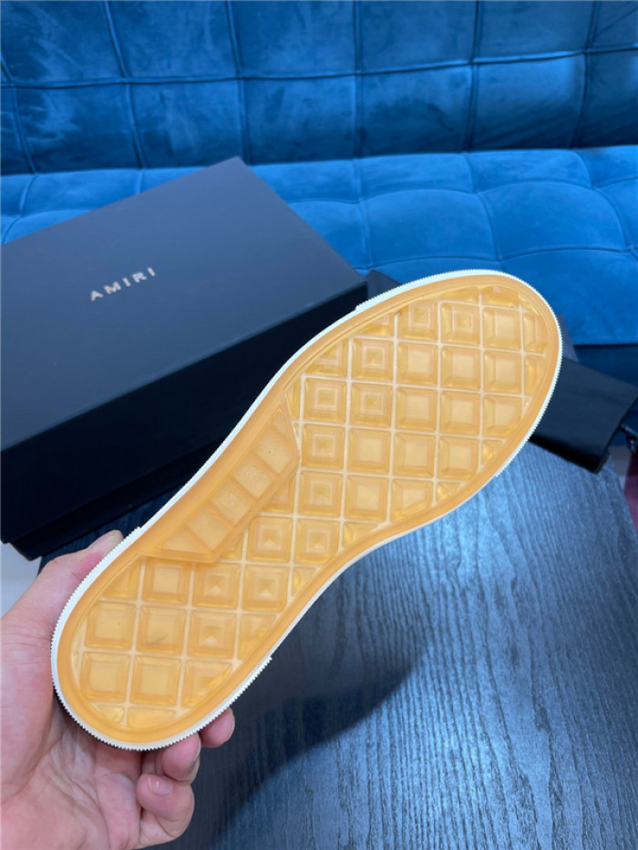a*iri low sneakers