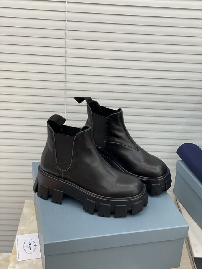 pra_da boots