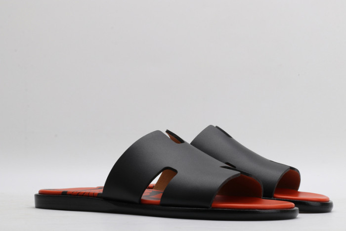 herm*s  slippers
