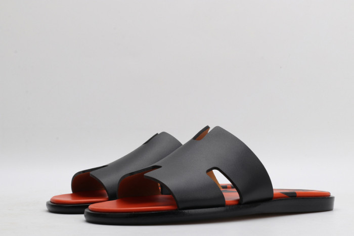 herm*s  slippers