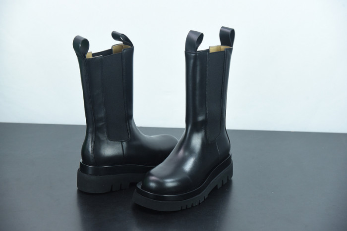 Bo*te*ga ve*ne*ta boots