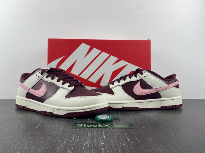 nike dunk low valentine