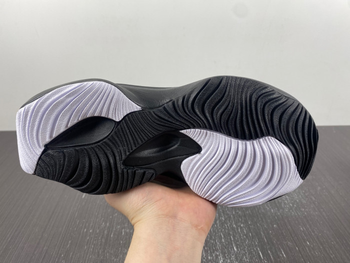 new balance sneaker