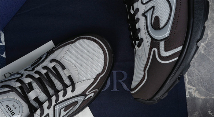 b30 sneaker